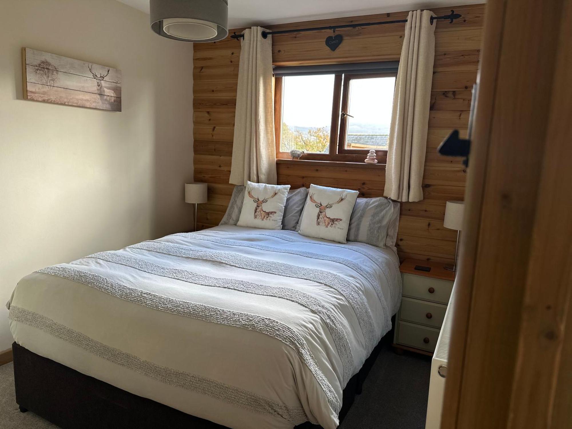 Swansea Log Cabin Pontardawe Екстериор снимка